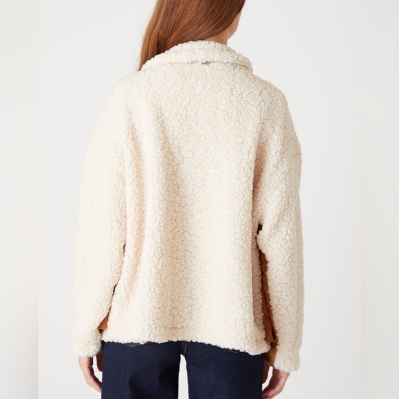 BlankNYC CATCH ME OUTSIDE Faux Suede Sherpa TRUCKER - Picture 9 of 16